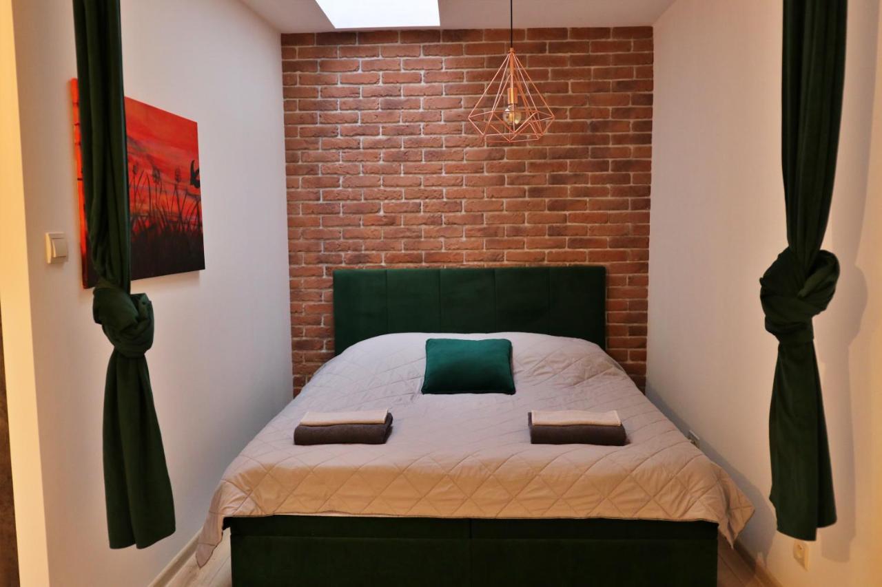 Apartament W Samym Centrum Jeleniej Gory Еленя-Гура Экстерьер фото